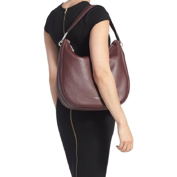 Marc Jacobs Handbags - MARC JACOBS Pike Place Hobo in Rubino